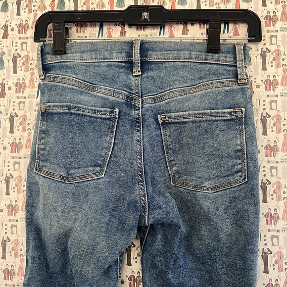 High-Rise jeggings 🖤 - Picture 4 of 7